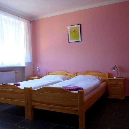 Penzion U Dvou Lip Drnholec Room photo